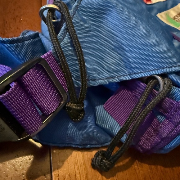 Vintage MEC Hiking Fanny Pack - Picture 5 of 7
